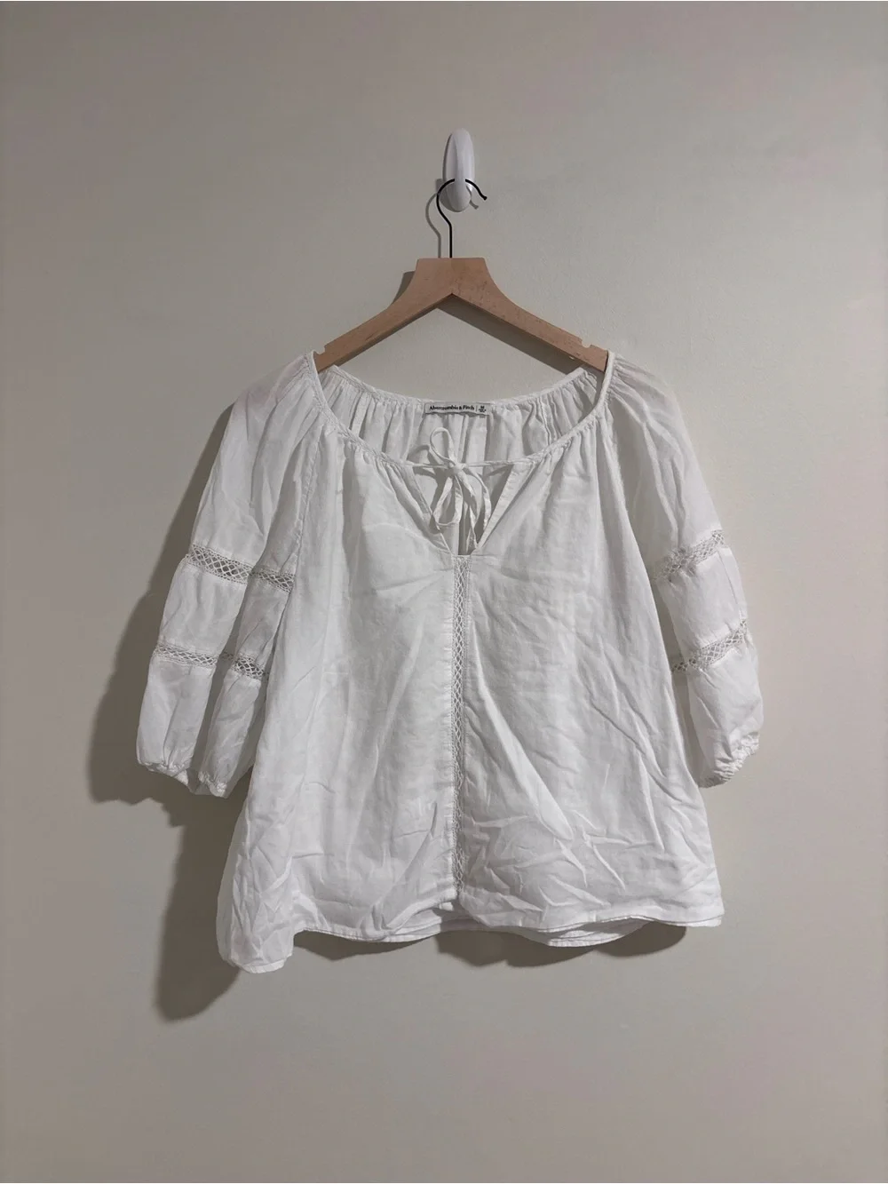 Abercrombie & Fitch White Lace-Trim Peasant Top